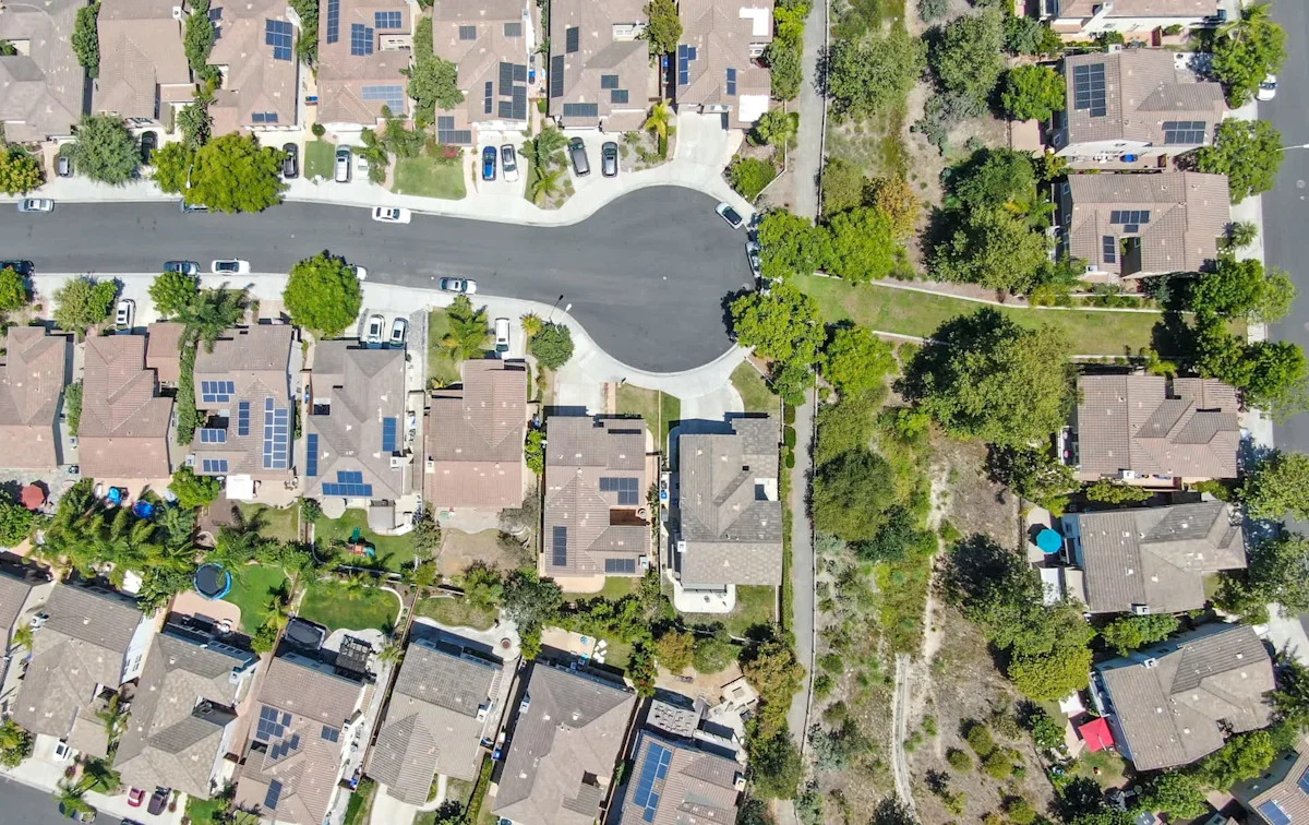 One in four San Diego homes now makes its own power as California weighs new solar rules