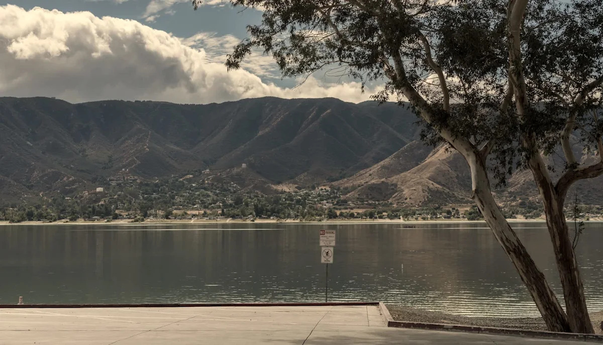 California petition to protect Lake Elsinore wetlands sees mayor call out state governor