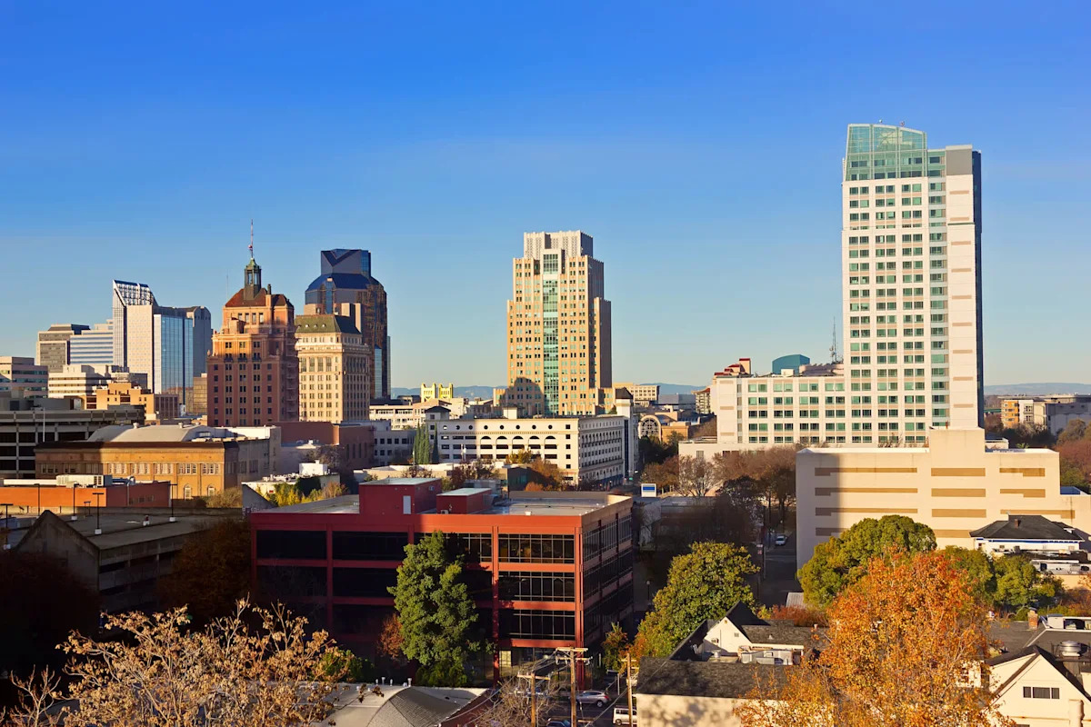 Sacramento caps annual rent hikes at 8.6%, with landlords facing $25,000 penalties