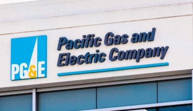 PG&E Cut Their Power in Triple-Digit Heat, A Fresno Family Says a Meter Mix-Up Was Blamed as Fraud