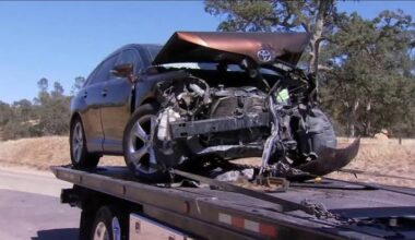 2 Elderly Women Killed, 4 Other People Hospitalized in Violent Fresno County Crash, CHP Says