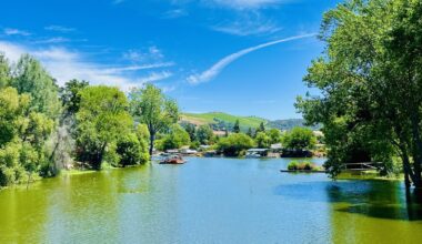 Between Redwood National Park And Sacramento Is California's Retirement Gem With Lake Access And Affordability