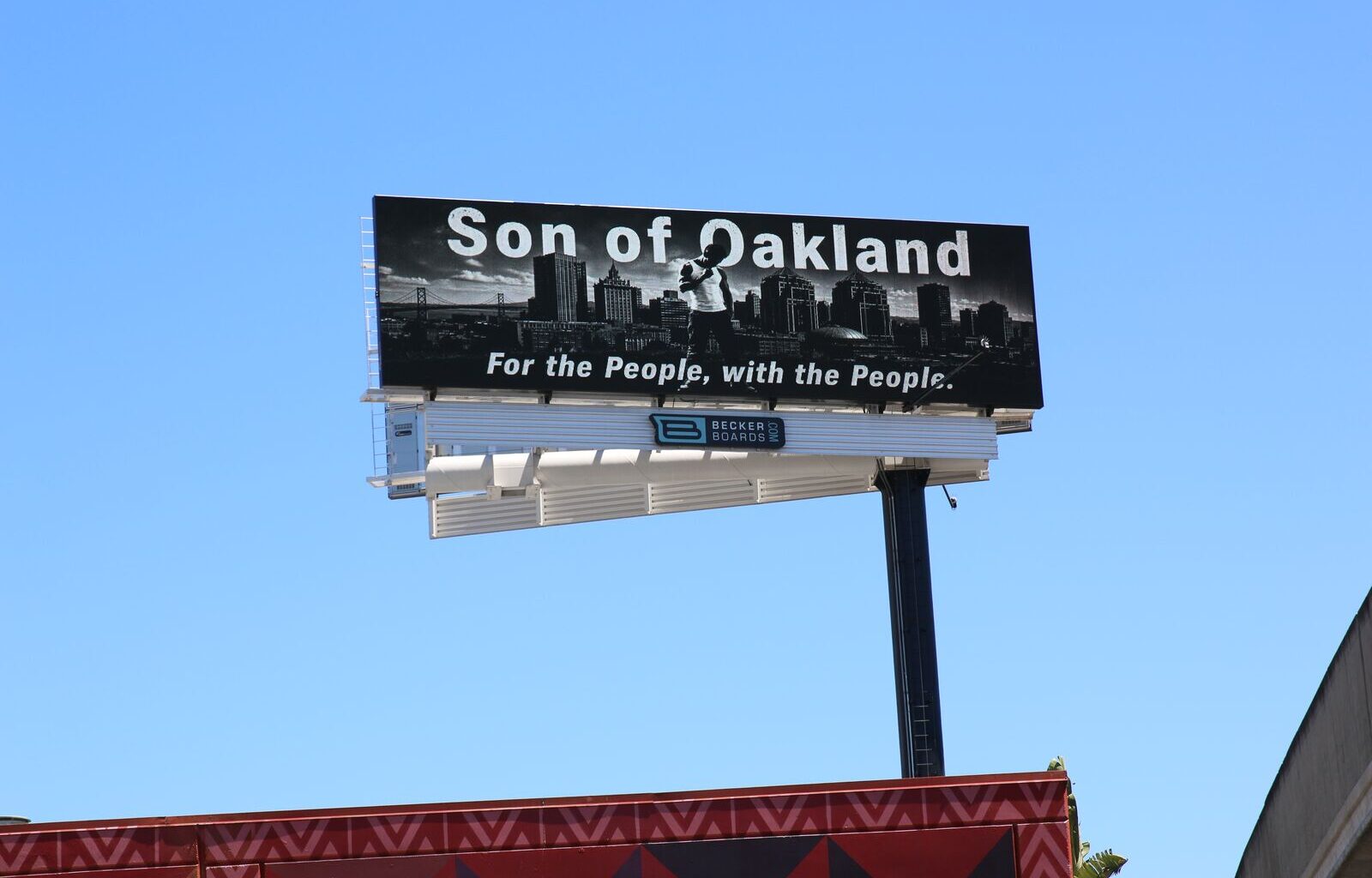 'Son of Oakland' billboard over I-880 in Oakland turns heads
