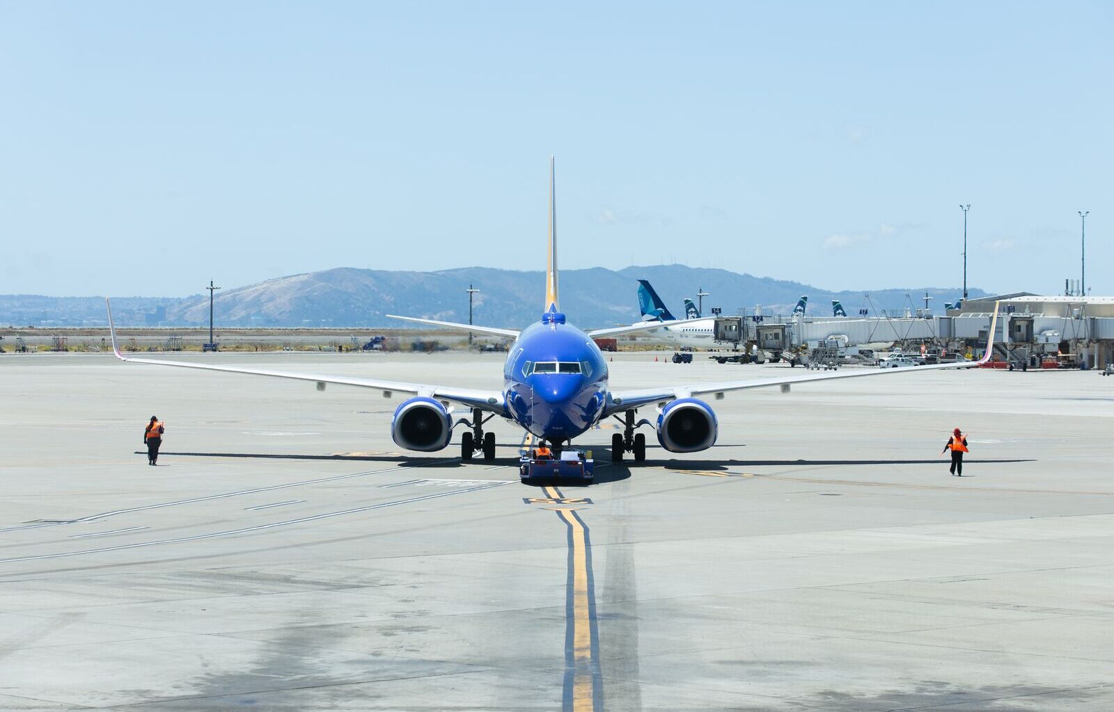 Oakland airport expansion: environmental groups and residents lose lawsuit