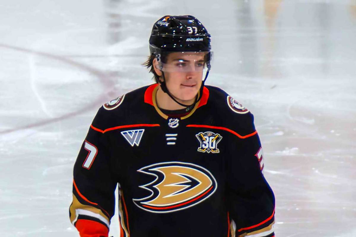 Anaheim Ducks match Leo Carlsson’s record-setting offer sheet, officially making him highest-paid player in NHL