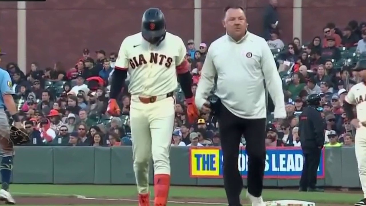 SF Giants' Casey Schmitt injures left leg in win over Brewers