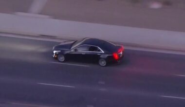 Search underway for Los Angeles police chase suspects; At least 2 detained