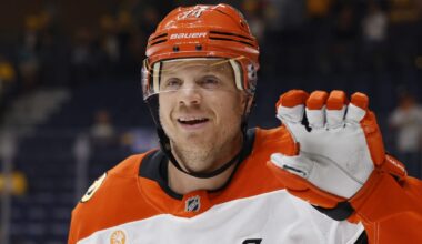 Carlson calls joining Lightning in free agency 'slam dunk'