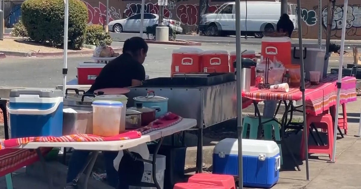 Oakland street vendors address City Council, blast "aggressive" enforcement actions