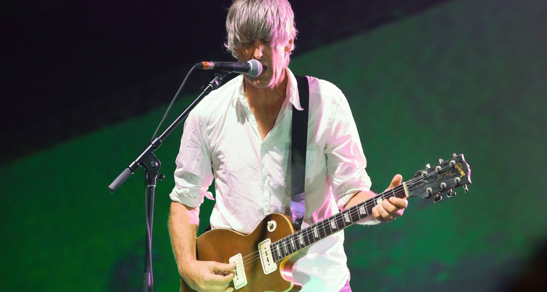 Watch Pavement play hilariously mangled ‘Stairway To Heaven’ cover in Oakland