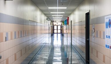 Los Angeles Unified’s self-inflicted financial crisis