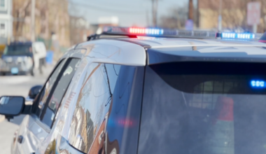 Authorities locate family of child found alone in South Gate street – NBC Los Angeles