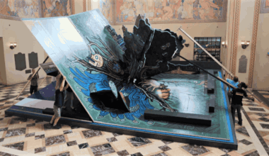 Los Angeles Public Library Unveils the World's Largest Pop-Up Book — Colossal
