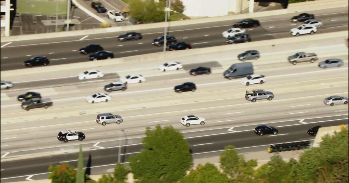 Armed suspect in stolen car leads LAPD on pursuit through city