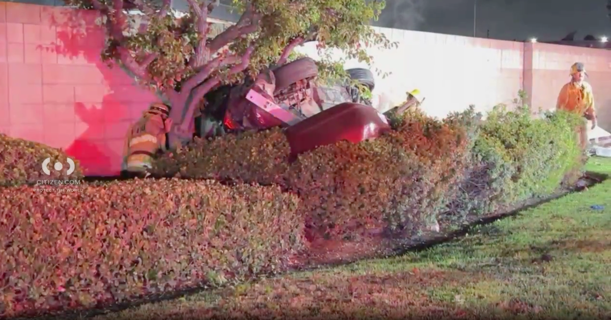Teenager crashes, overturns car while racing in Long Beach, police say