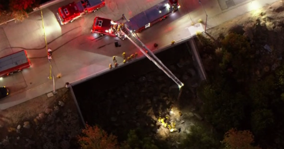 1 dead after car drives off San Fernando Valley cliff
