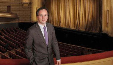 San Francisco gives Englishman five more years