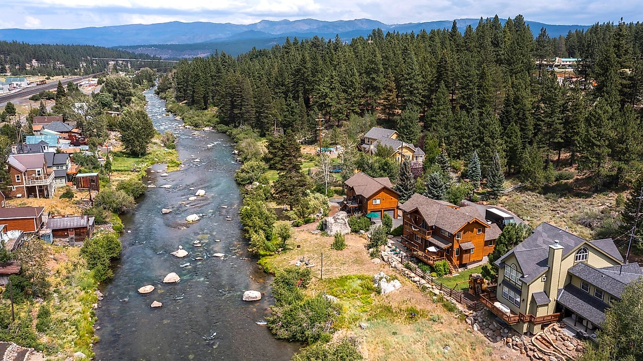 10 Quirkiest Towns In California's Sierra Nevada To Visit In 2026