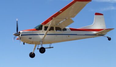 Long Beach Airport Commission To Consider Landing Fees For General Aviation