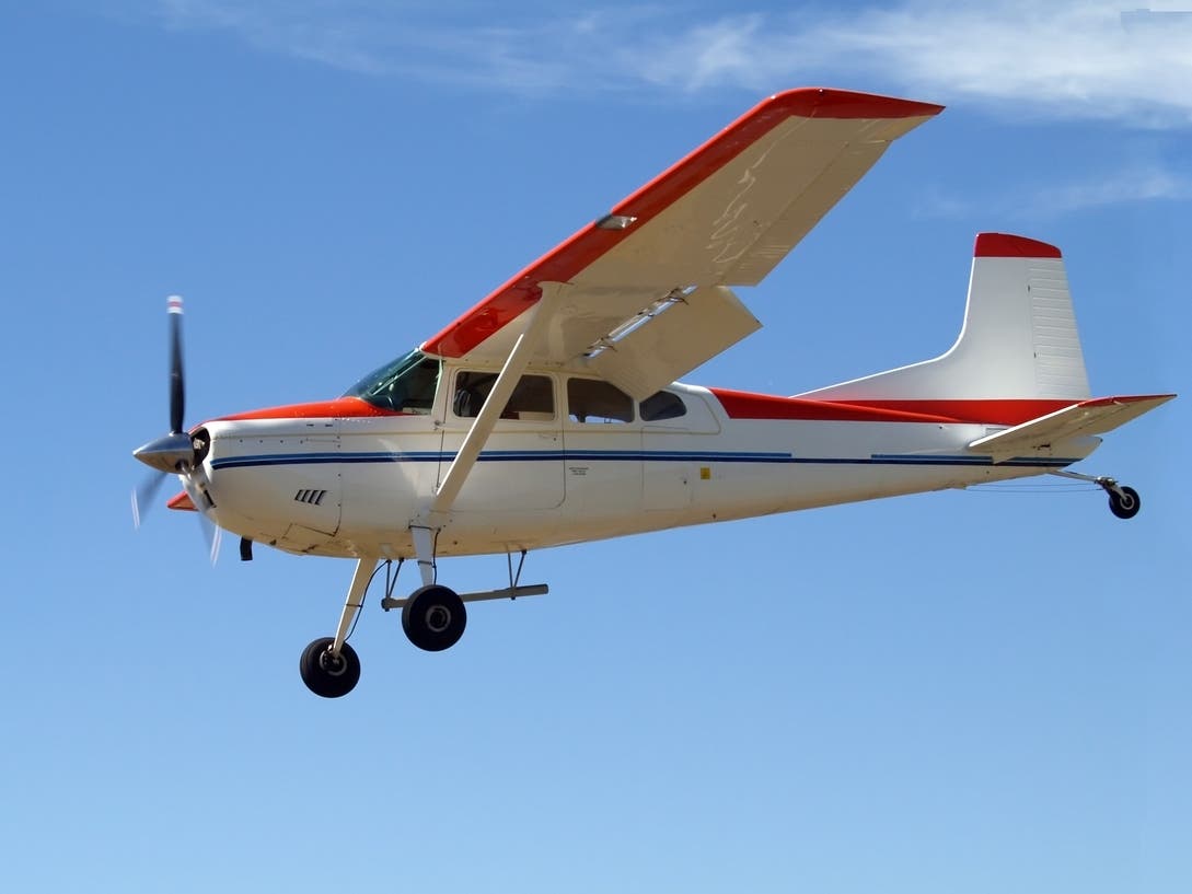 Long Beach Airport Commission To Consider Landing Fees For General Aviation