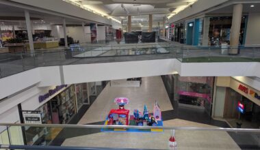 Eastridge Center Mall hosts its first ever rave concert party with DJs