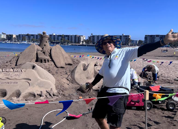 Venice Shorts: Outstanding Sand Castling at Mother’s Beach