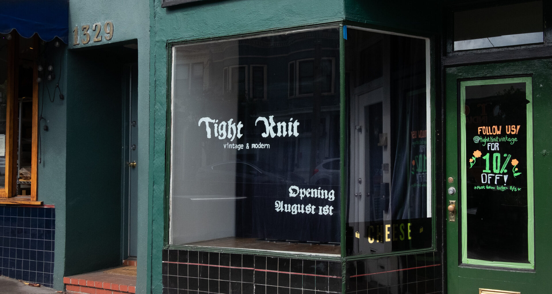 New vintage shop, indoor playground, and Lomo Libre closes