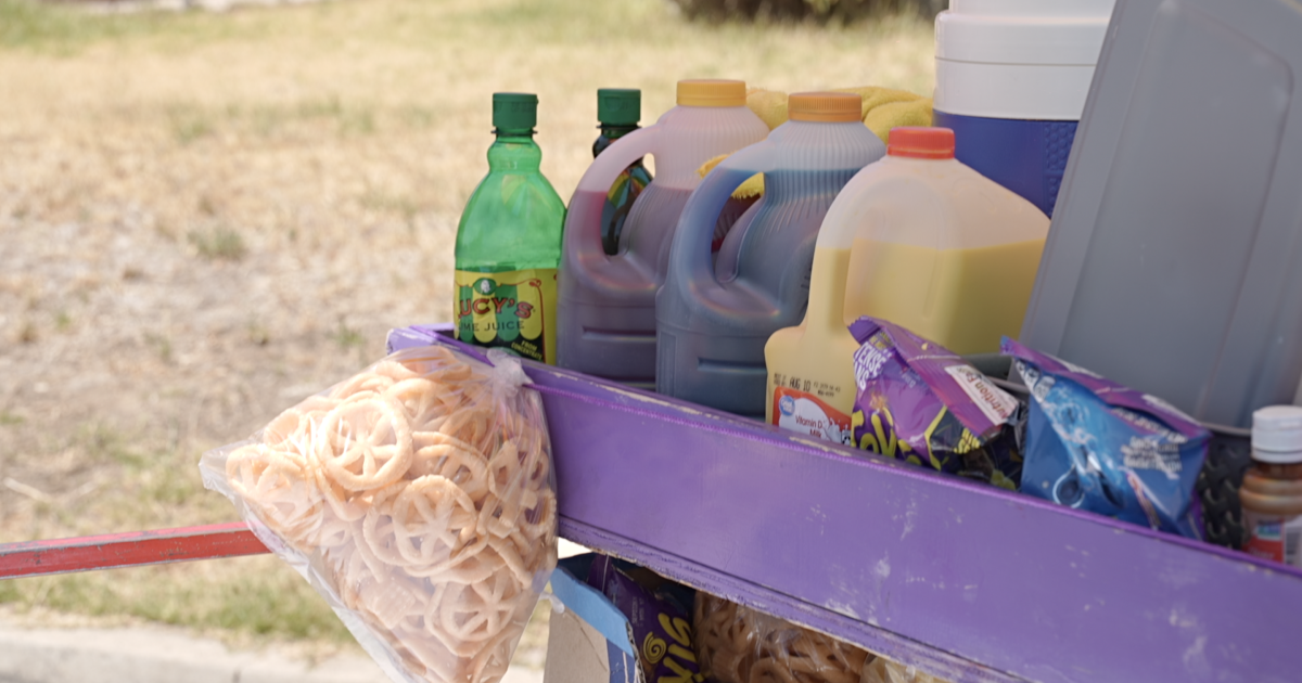 Kern County approves new sidewalk vending rules for unincorporated areas