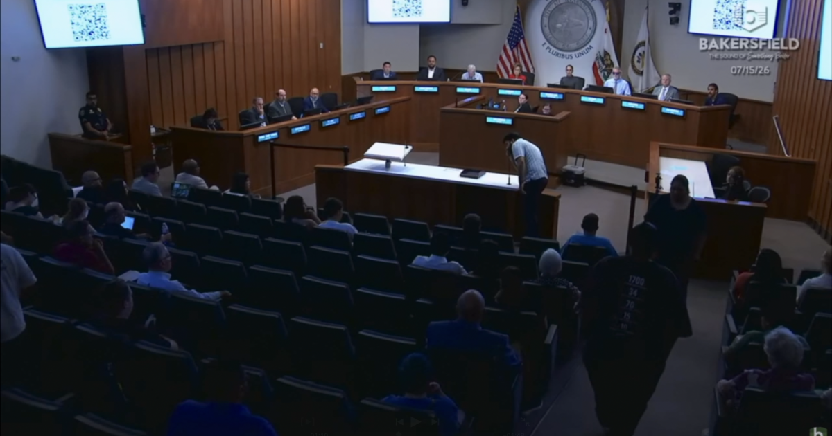 Push to make Bakersfield a sanctuary city sparks debate