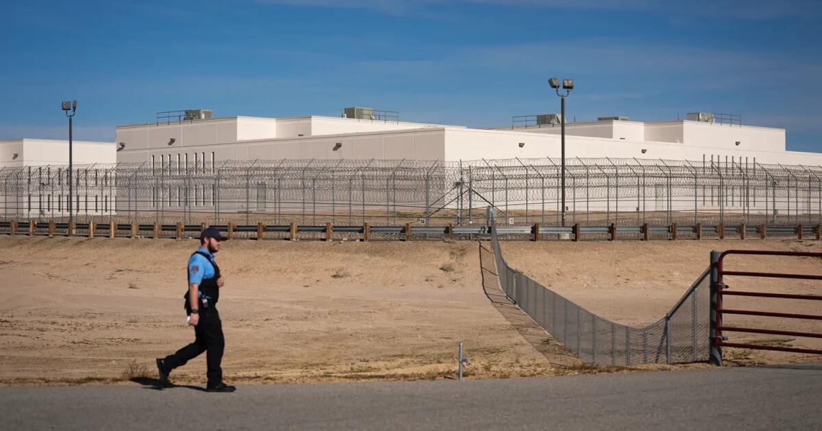 A judge sent a doctor to evaluate California’s largest ICE detention center. What he found