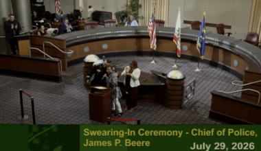 Oakland swears in new chief of police