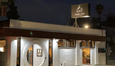 Vegan dining in flux