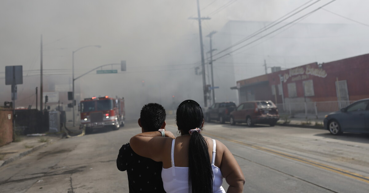 Deadline nears for LAUSD Boyle Heights families to apply for $200 in cash aid