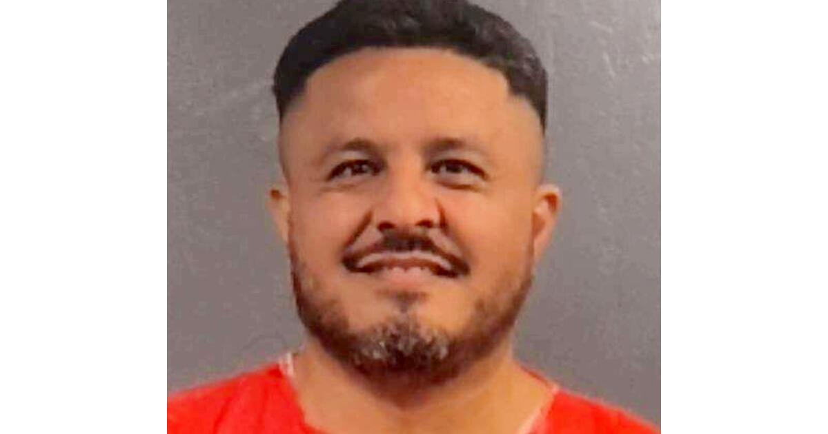 Escaped California prisoner captured in Mexico is at large again