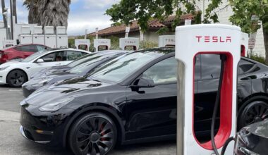 Column: Californians sour on Newsom's push to ban gas-powered cars