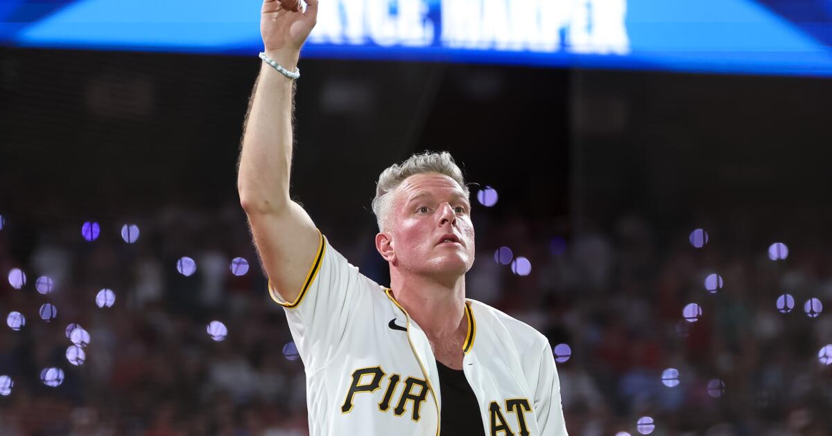 ESPN's Pat McAfee announces his debut album. For real