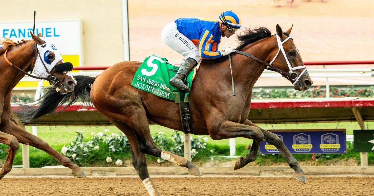 Journalism roars back from disastrous start to win at Del Mar