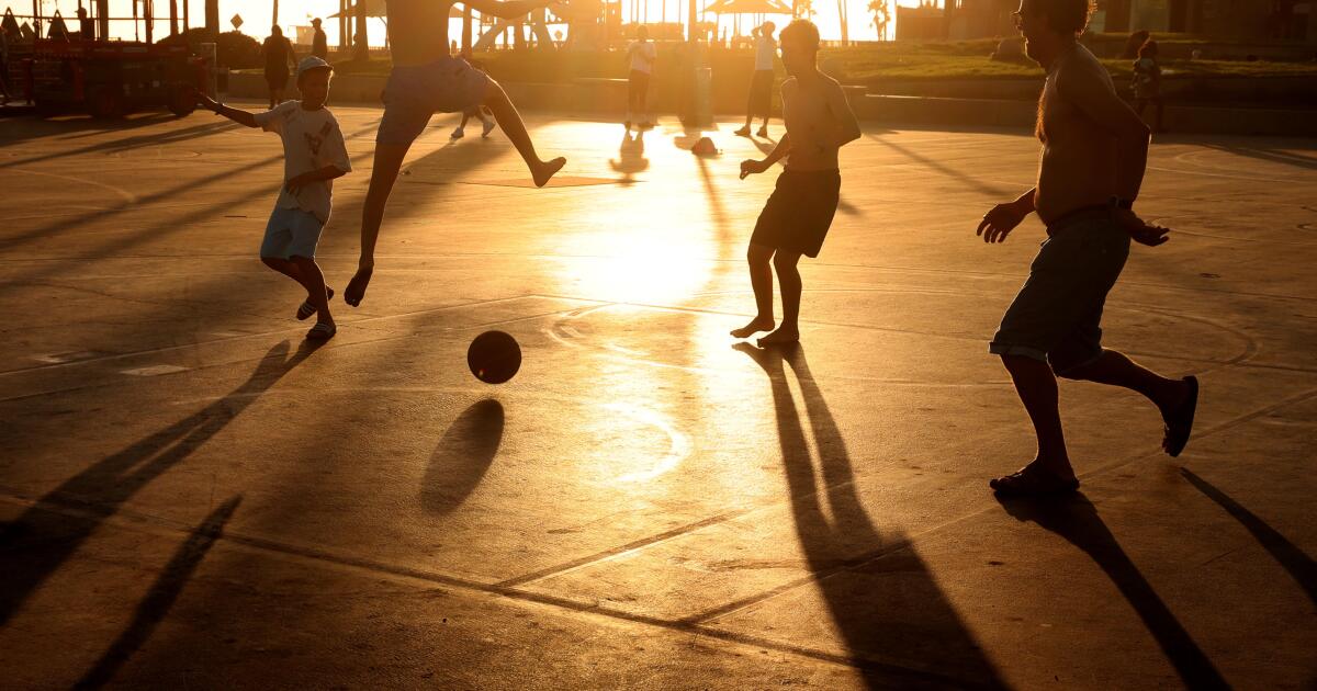 Southern California's heat wave is about to break. But not for long