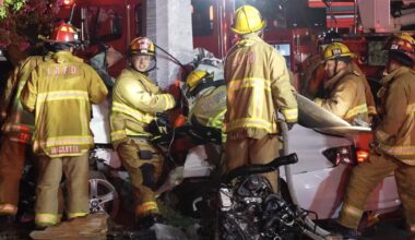 One person dead in violent car crash in Winnetka