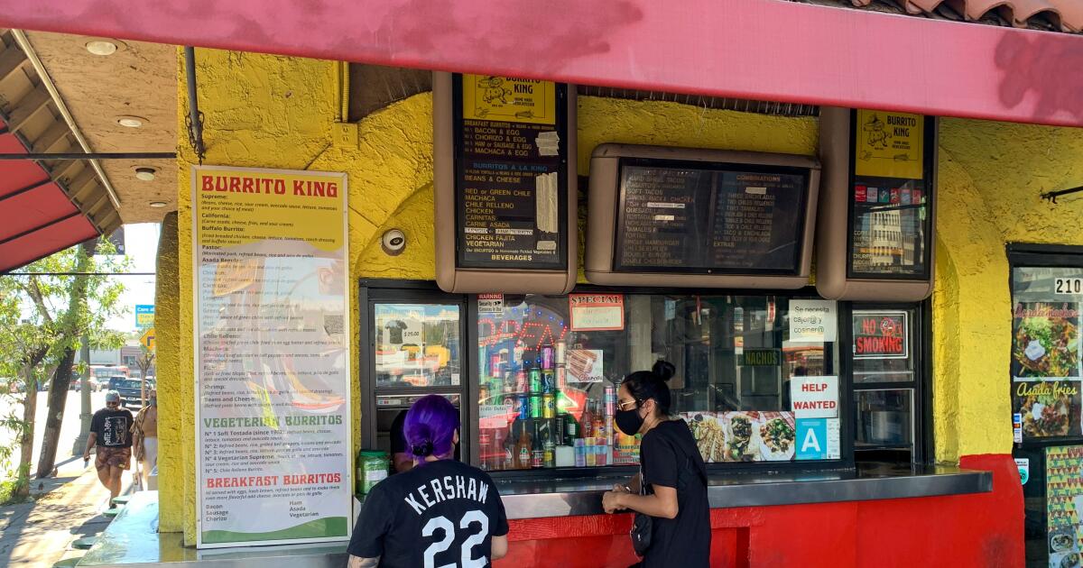Echo Park neighborhood mourns closure of historic Burrito King stand