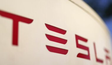 First recorded Tesla Semi crash kills two people in Nevada