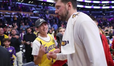 Lakers release preseason schedule; opener is Oct. 5