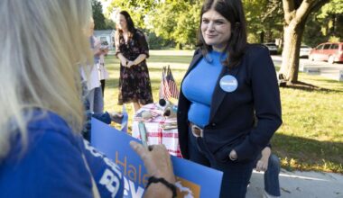 Column: In the voting booth, it's the year of the not-at-all-close call