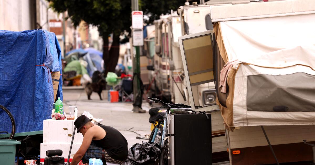 On Skid Row, decades of frustration. Will the next mayor have a plan?