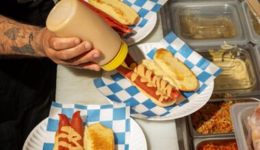 LaSorted's, a pizzeria near Dodger Stadium, becomes a hot dog hot spot
