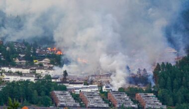 Massive Norway fire destroys more than 100 homes
