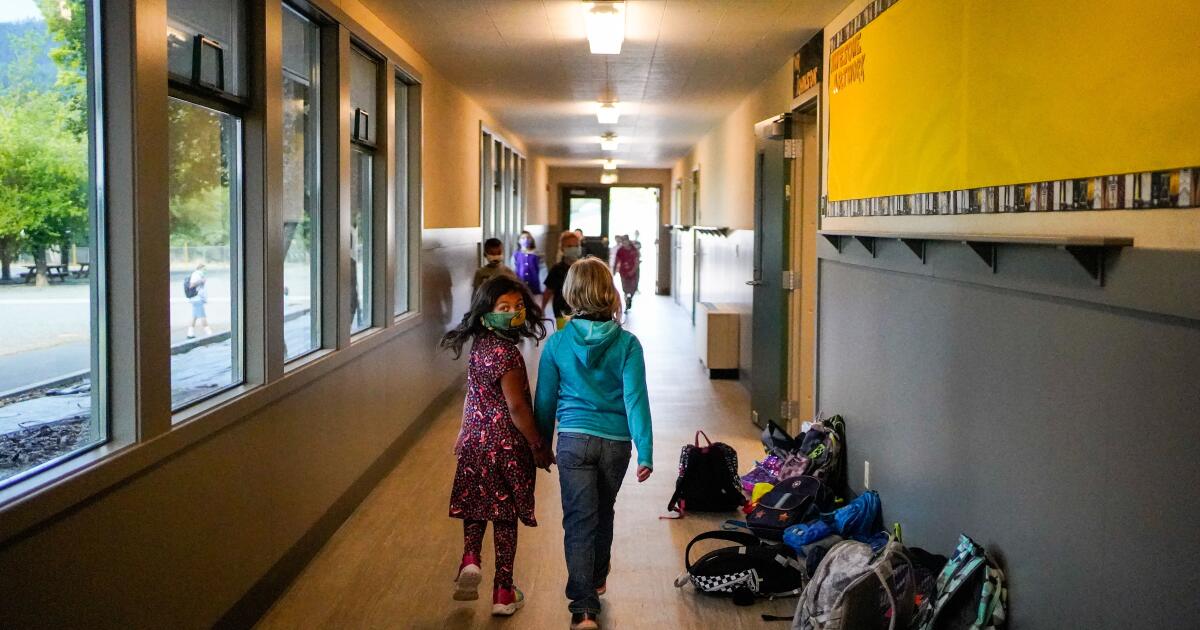 Contributor: California schools are on the frontlines of fighting homelessness. Now they have funding.