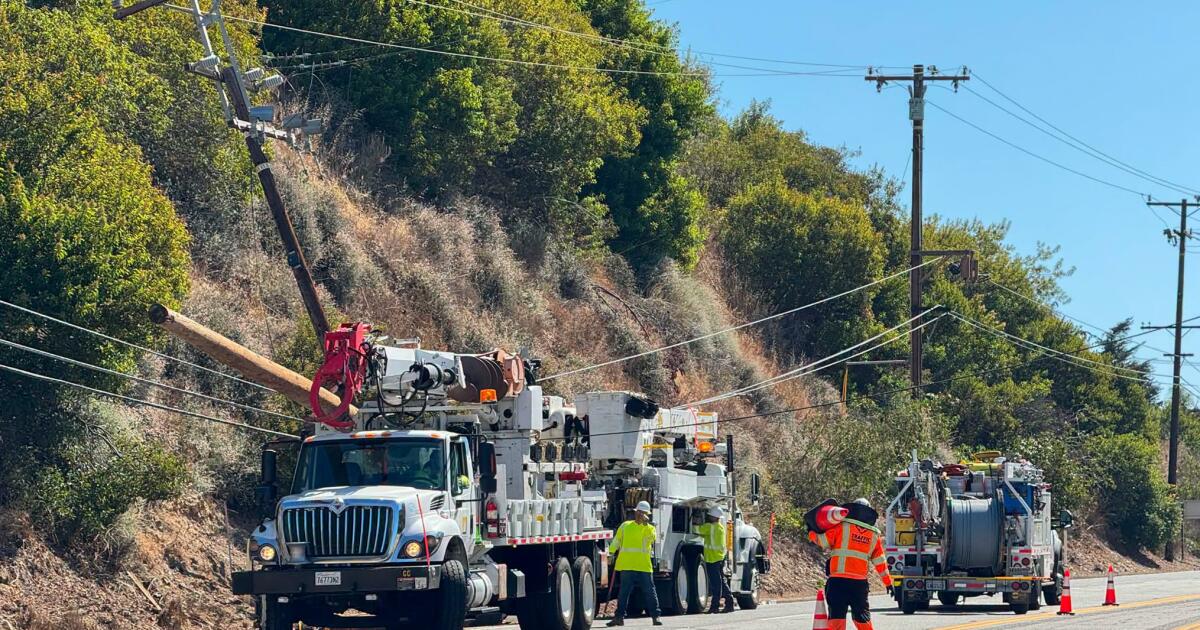Pacific Coast Highway in Malibu partially reopens after car crash