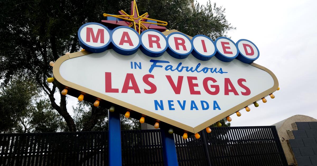 Las Vegas woman married numerous men for casino cash in bigamy scam, authorities say
