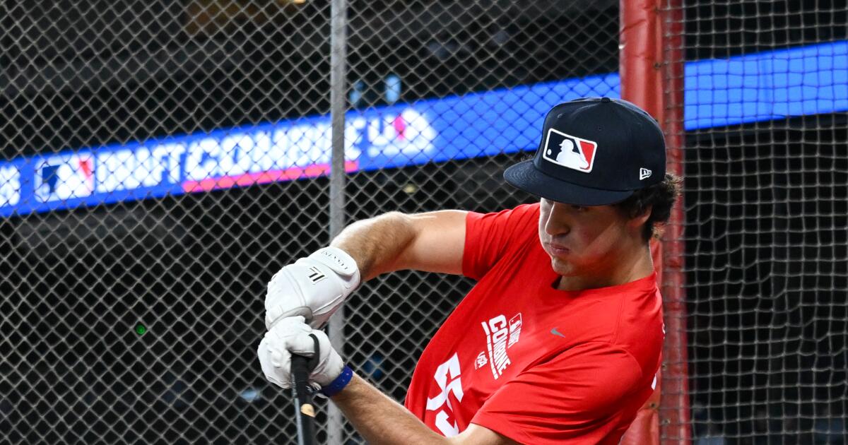 Dodgers' top draft pick Bo Lowrance inspired by Freddie Freeman